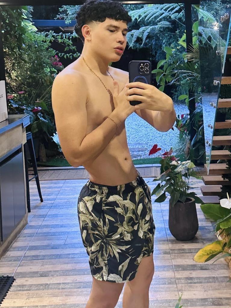 Chico busca chica en Valencia: 