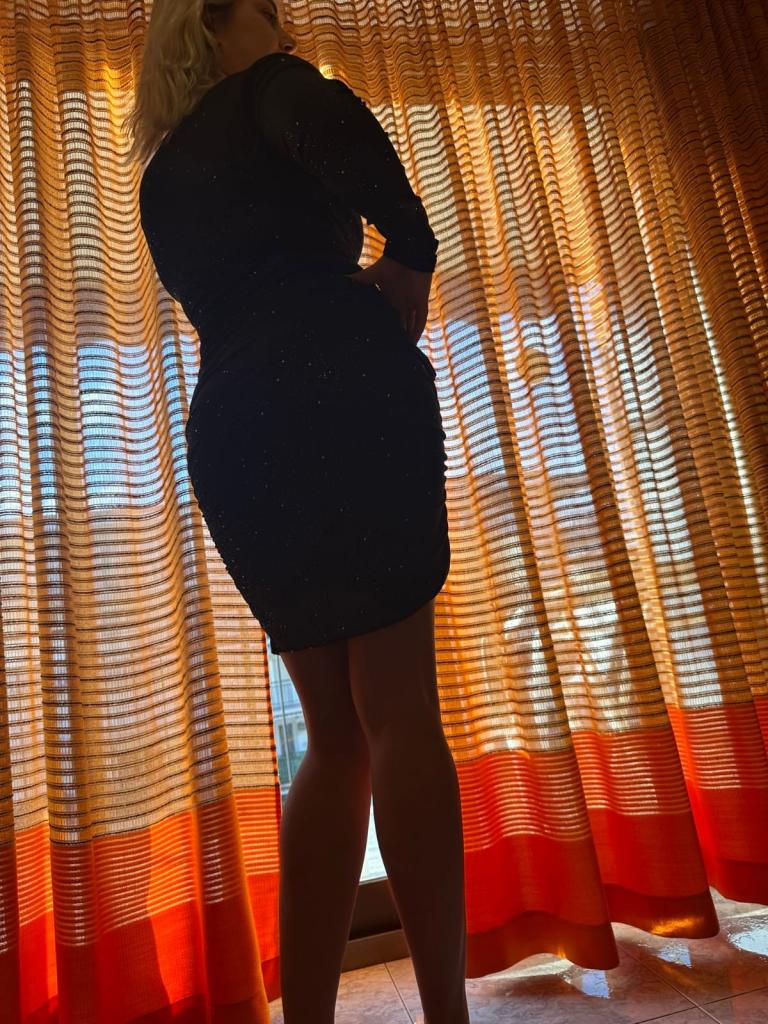 617688313: Chica busca chico en Tarragona