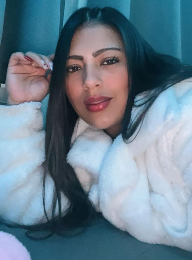 Chica busca chico en Zaragoza: Chica busca chico