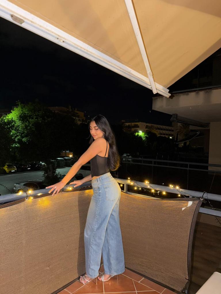 600053885: Chica busca chico en Ibiza