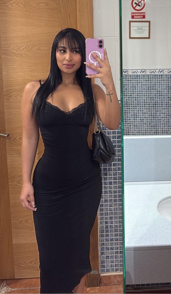 Chica busca chico en Málaga: Chica busca chico