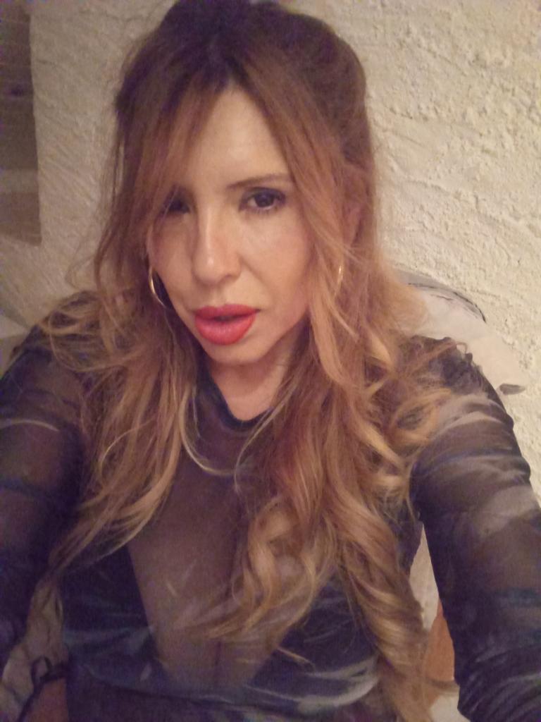 Chica busca chico en Valencia: 