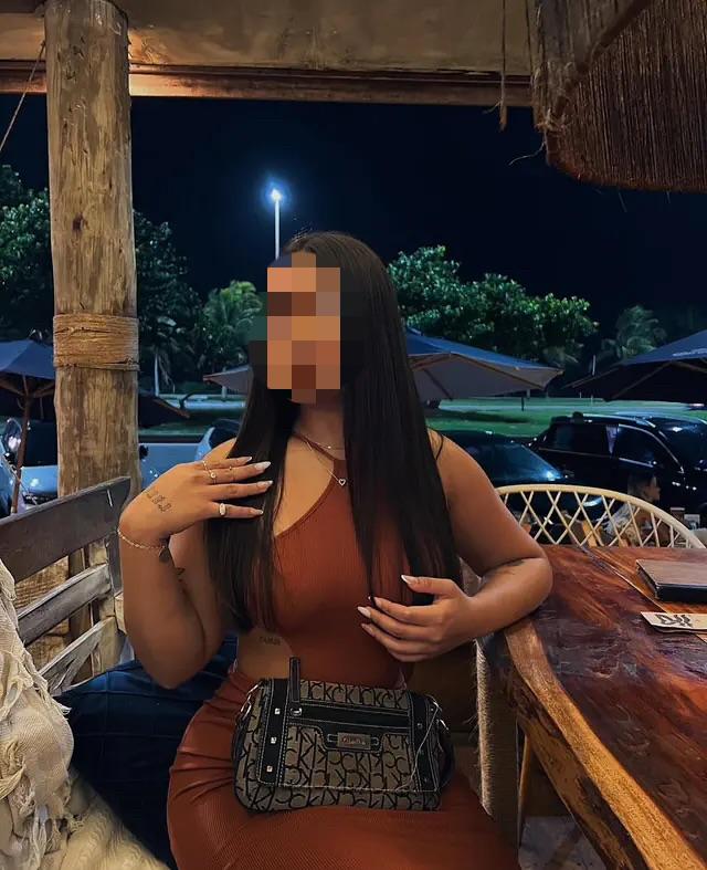 Chica busca chico en Barcelona: 