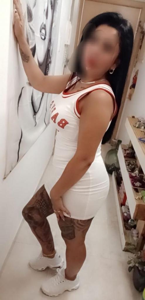 Chica busca chico en Tenerife: 