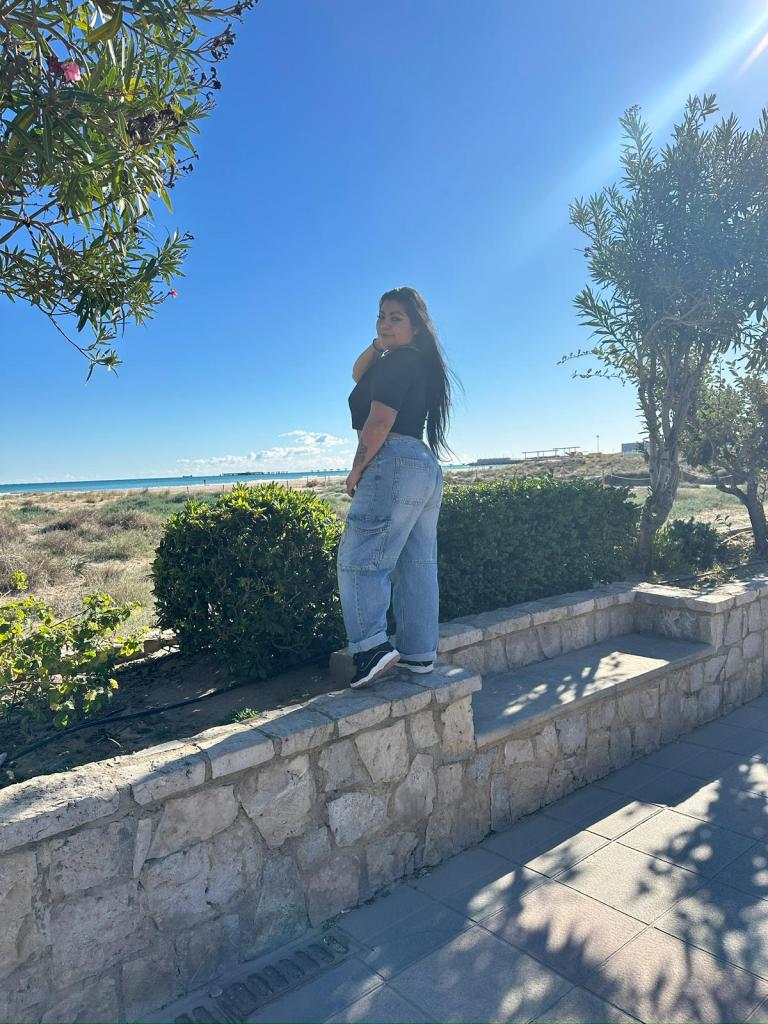 Chica busca chico en Alicante: 