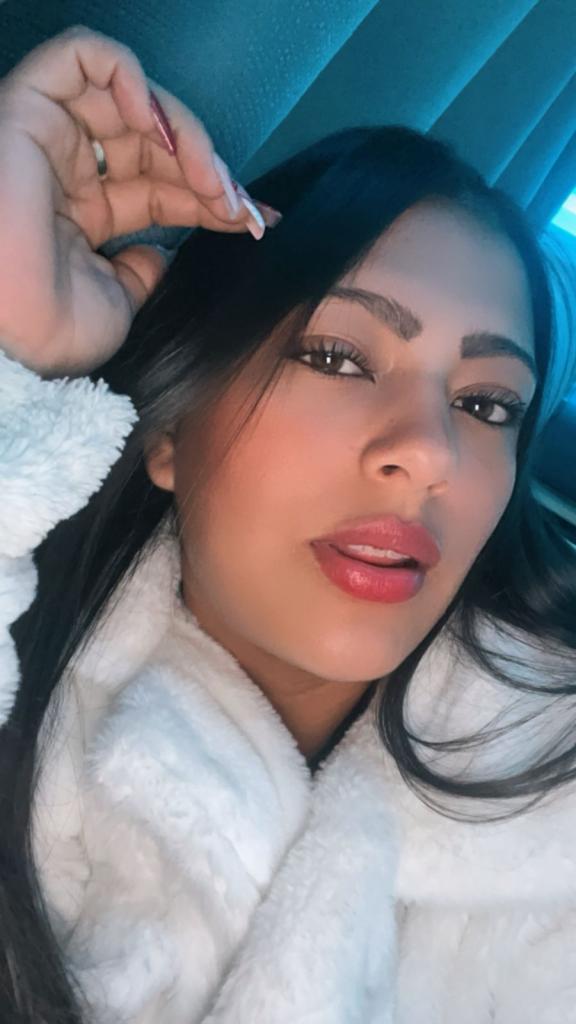 Chica busca chico en Zaragoza: Chica busca chico