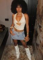 611337827: Chica busca chico en Vizcaya