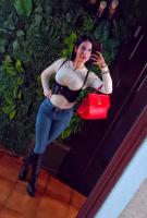 655735321: Chica busca chico en Barcelona