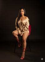 687795447: Chica busca chico en Barcelona