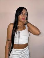 687795447: Chica busca chico en Barcelona