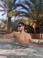 643852366: Chico busca chica en Granada