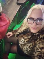 624110927: Chica busca chico en Cantabria