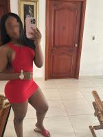 677126830: Chica busca chico en Sevilla