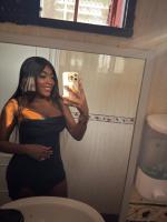 627596567: Chica busca chico en Sevilla