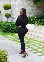 611892433: Chica busca chico en Gerona