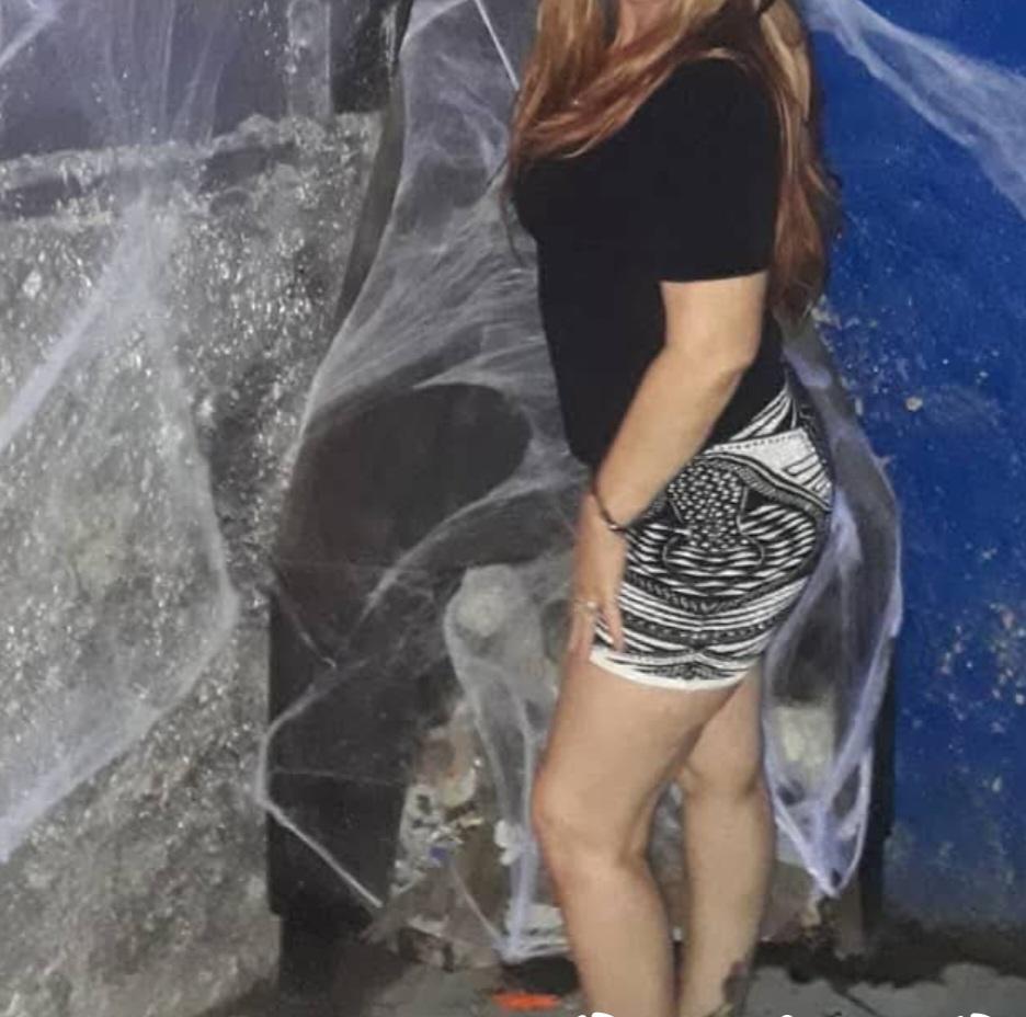 613861895: Chica busca chico en Granada