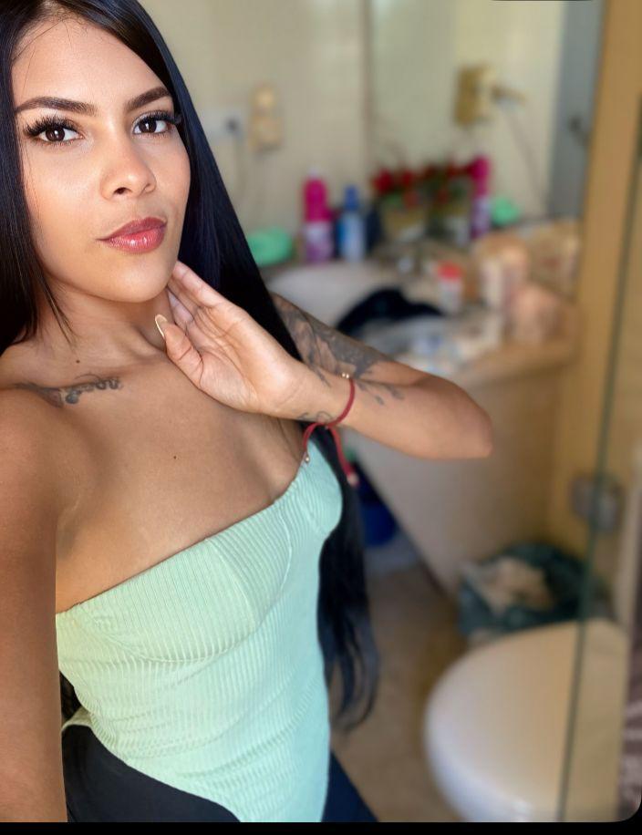 Chica busca chico en Sevilla: 