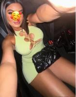 685720671: Chica busca chico en Sevilla