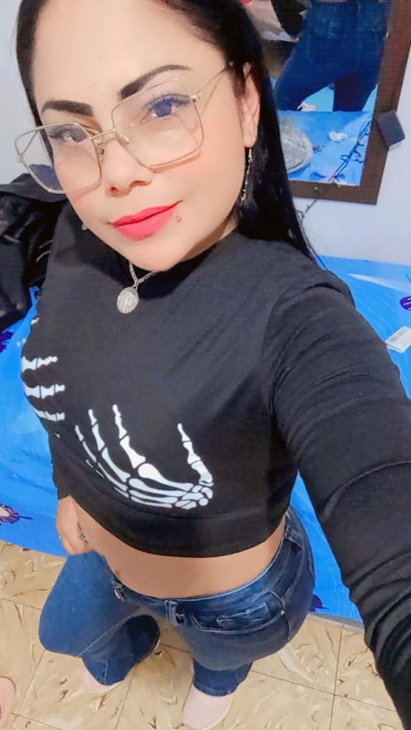 Chica busca chico en Tenerife: 