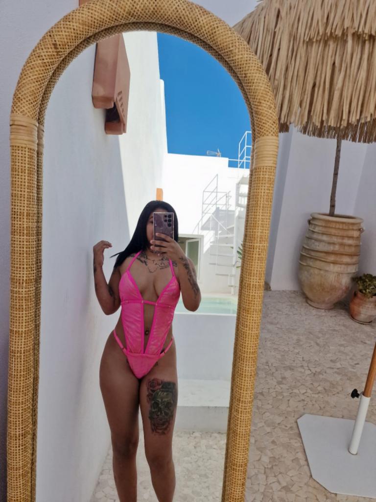 Chica busca chico en Sevilla: 