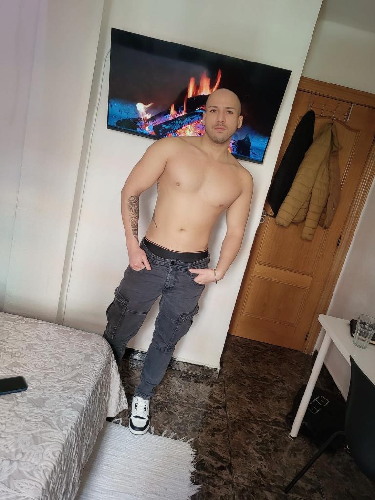 Chico busca chica en Valencia: 