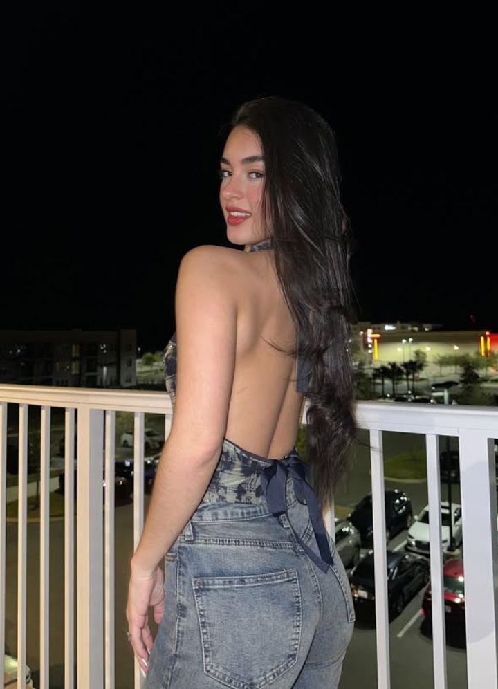 Chica busca chico en La Coruña: 