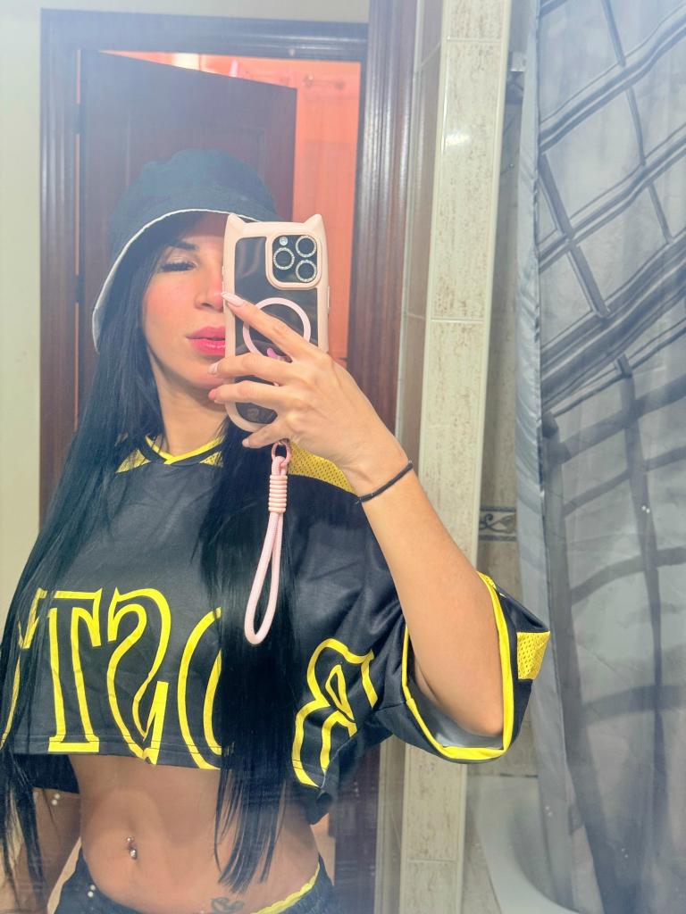 Chica busca chico en Sevilla: 