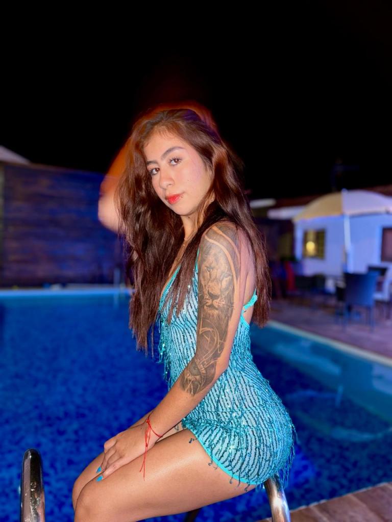 Chica busca chico en Barcelona: 