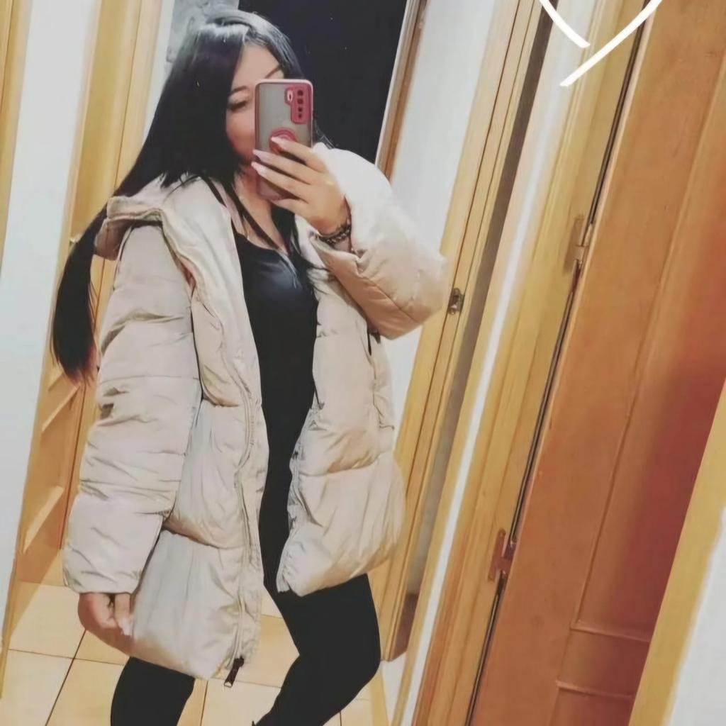 672562367: Chica busca chico en Orense