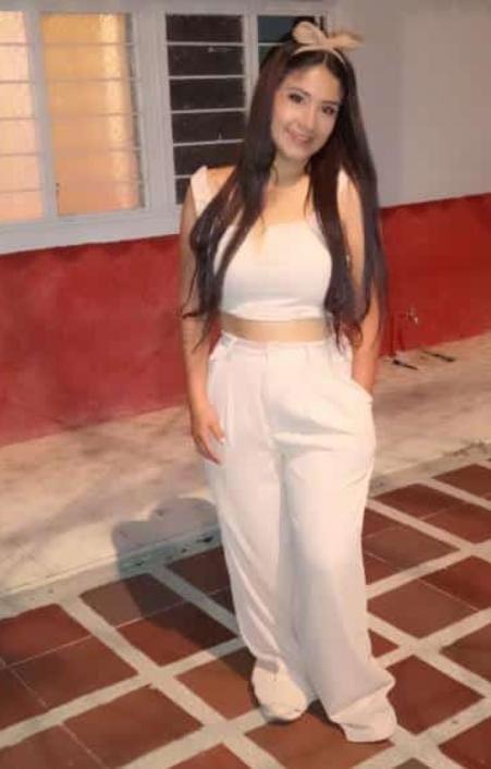 Chica busca chico en Málaga: Chica busca chico