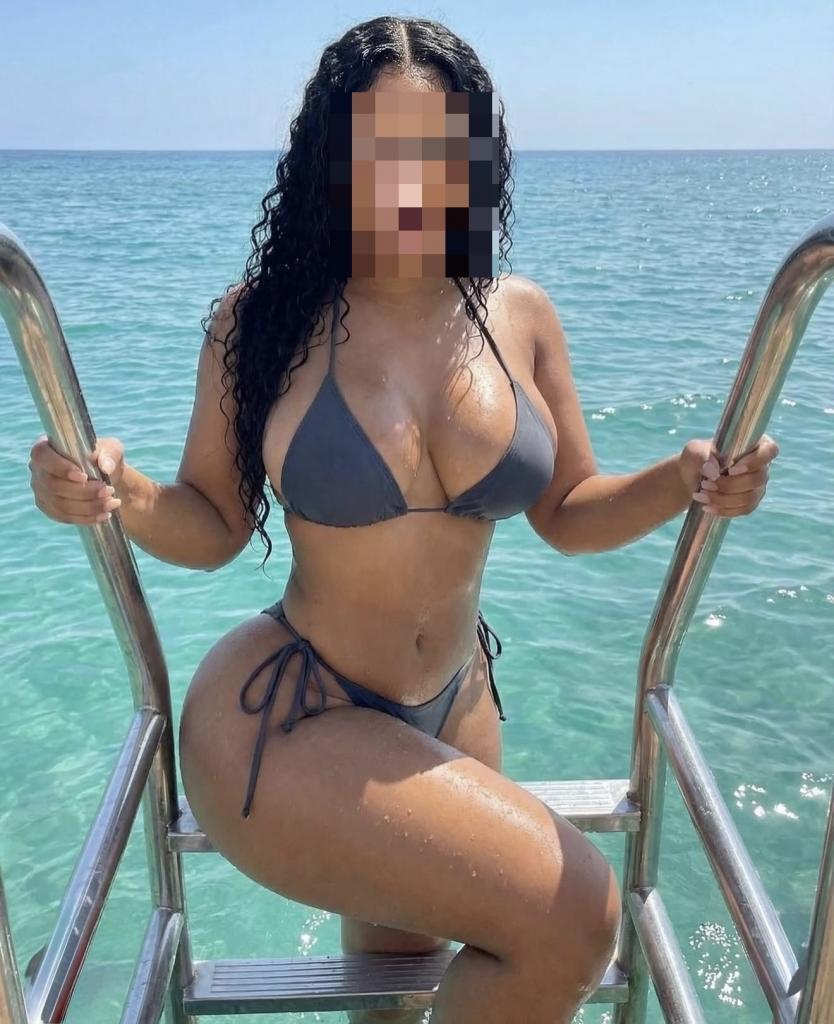 642971463: Chica busca chico en Cádiz