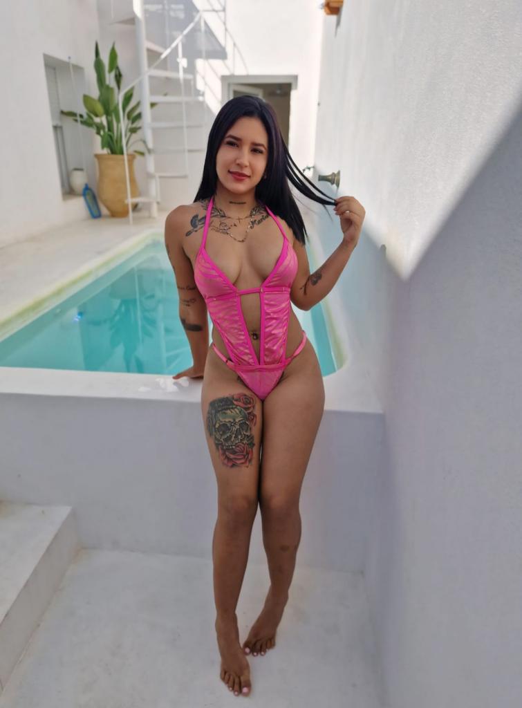 614431989: Chica busca chico en Sevilla