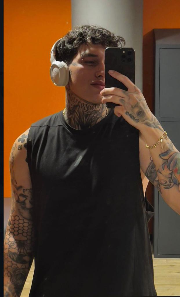 614892125: Chica busca chico en Murcia