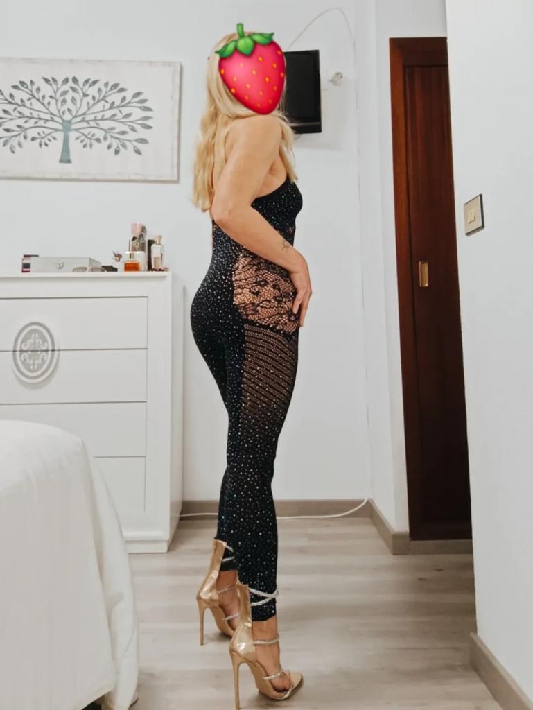 Chica busca chico en Cádiz: 