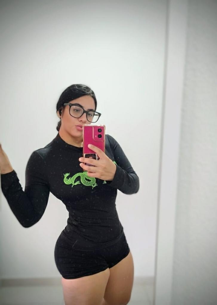 Chica busca chico en Jaén: 