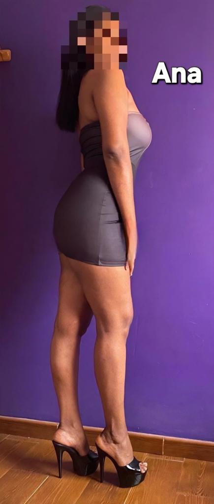 Chica busca chico en Almería: 