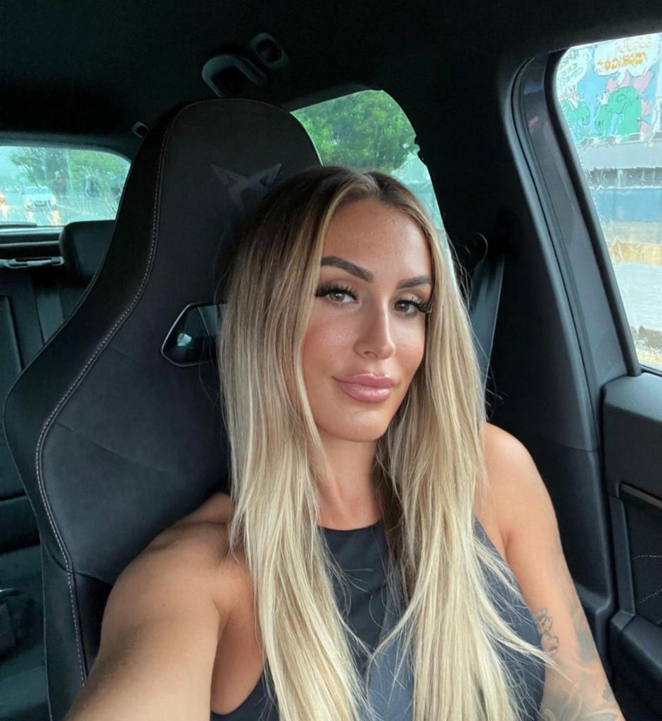 Chica busca chico en Cádiz: 