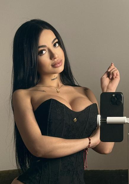 631848613: Chica busca chico en Cádiz