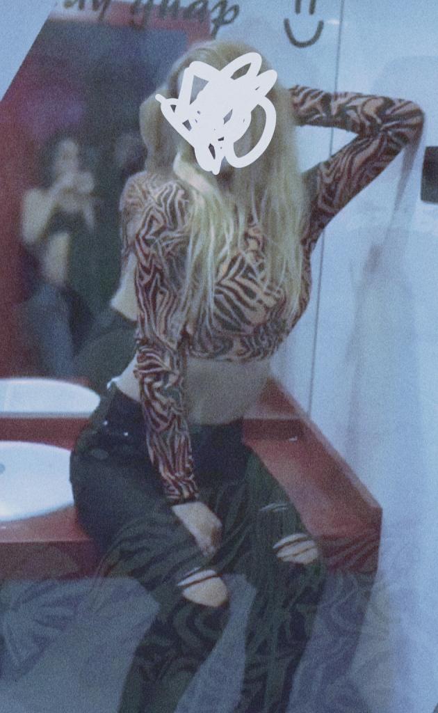 664248015: Chica busca chico en Sevilla