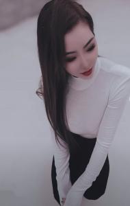 613548013: Chica busca chico en Gerona