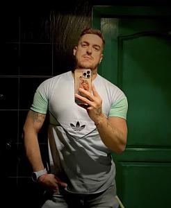 624846964: Chico busca chica en Madrid