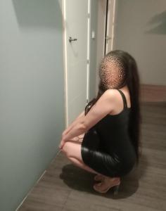 614714283: Chica busca chico en Sevilla