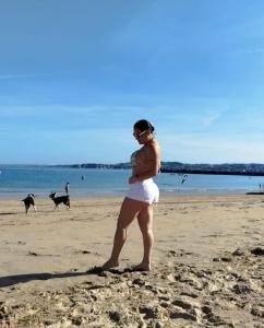 674821842: Chica busca chico en La Coruña