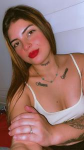 674624206: Chica busca chico en Barcelona