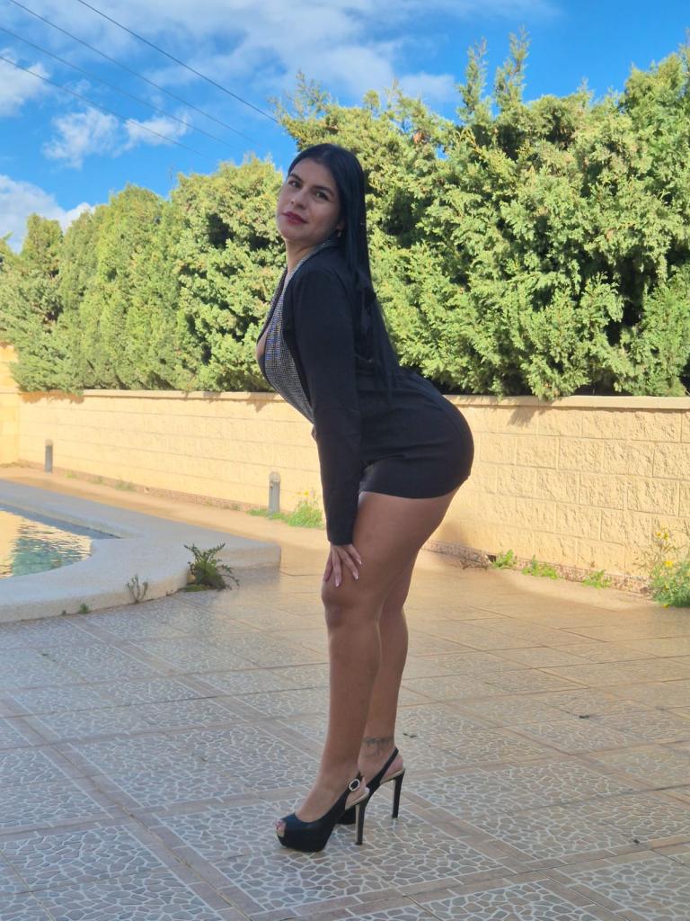 Chica busca chico en Alicante: 