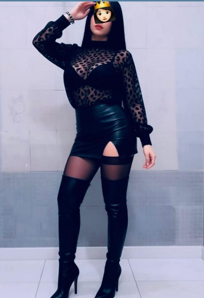 Chica busca chico en Almería: 