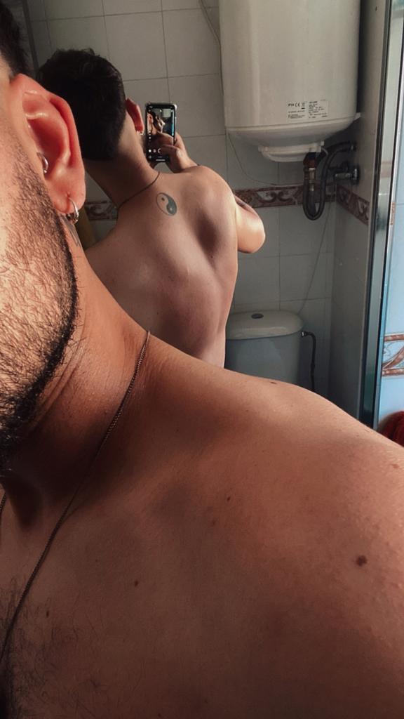 685844193: Chico busca chica en Málaga