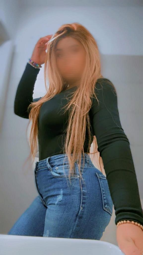 742052612: Chica busca chico en Las Palmas