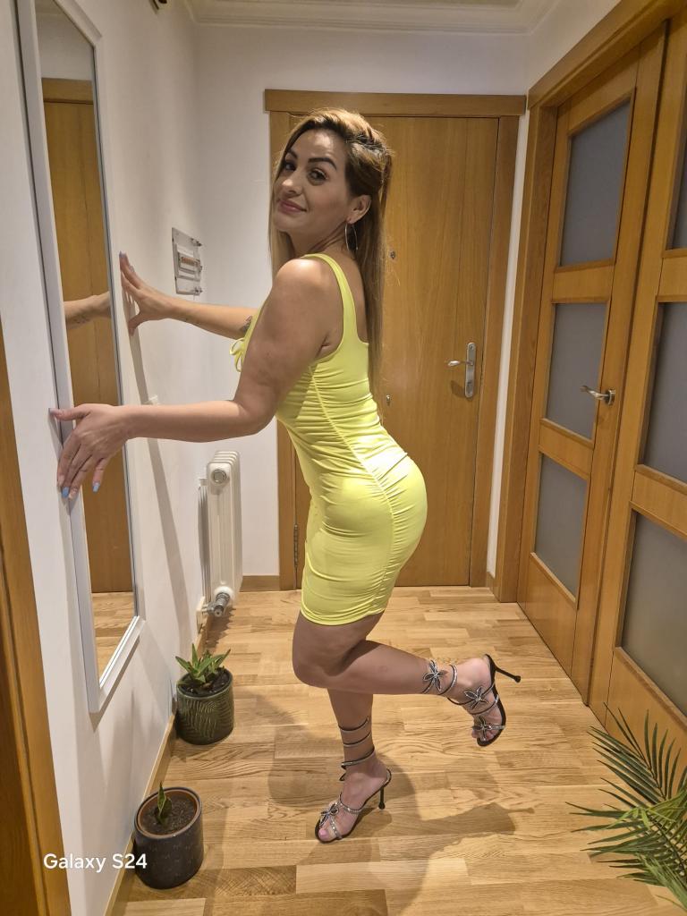 611673645: Chica busca chico en Madrid