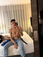 617658902: Chico busca chica en Sevilla